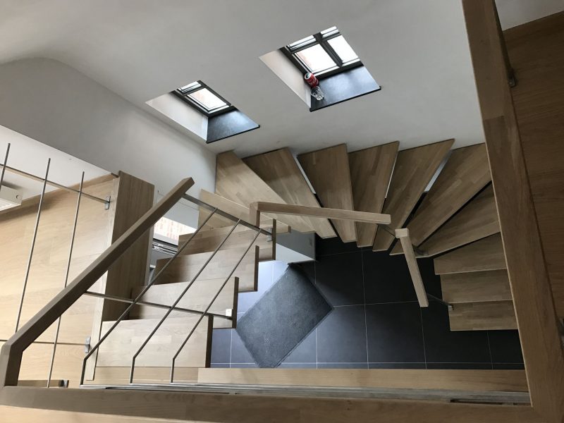 Escalier chêne et métal – Hérinnes